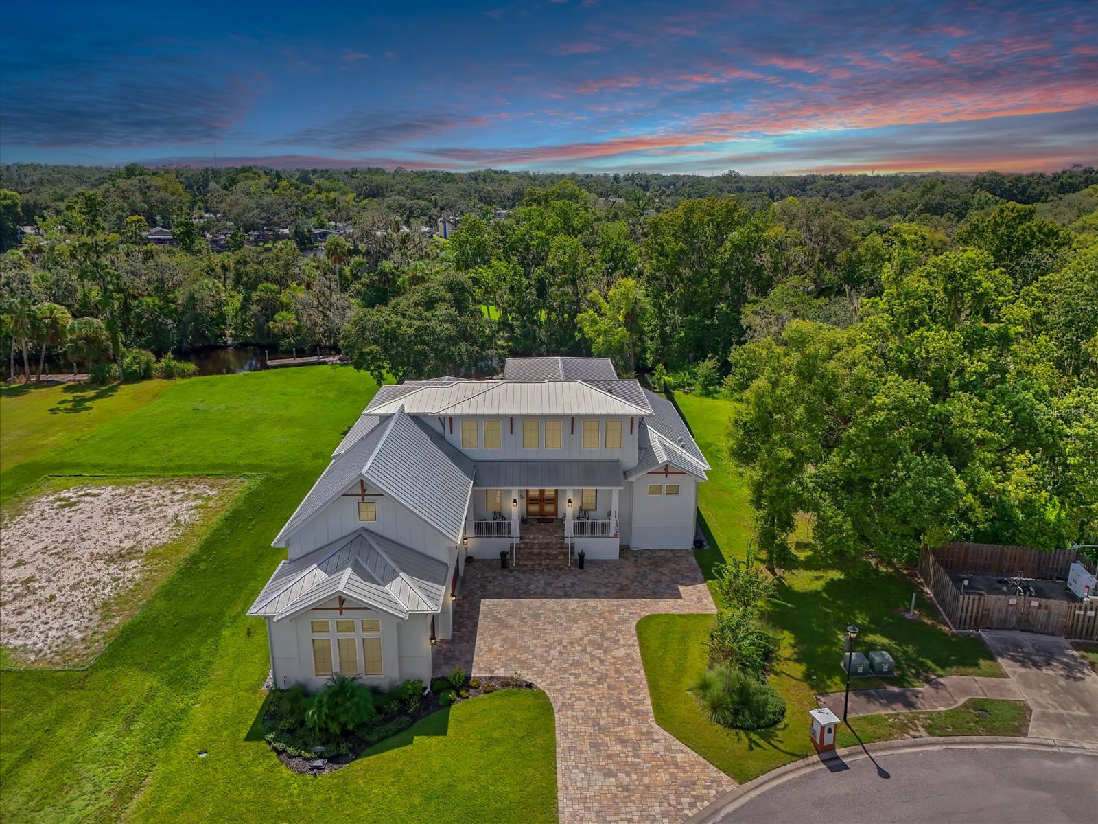 Image 3 of 47 For 8317 Alafia Pointe Drive