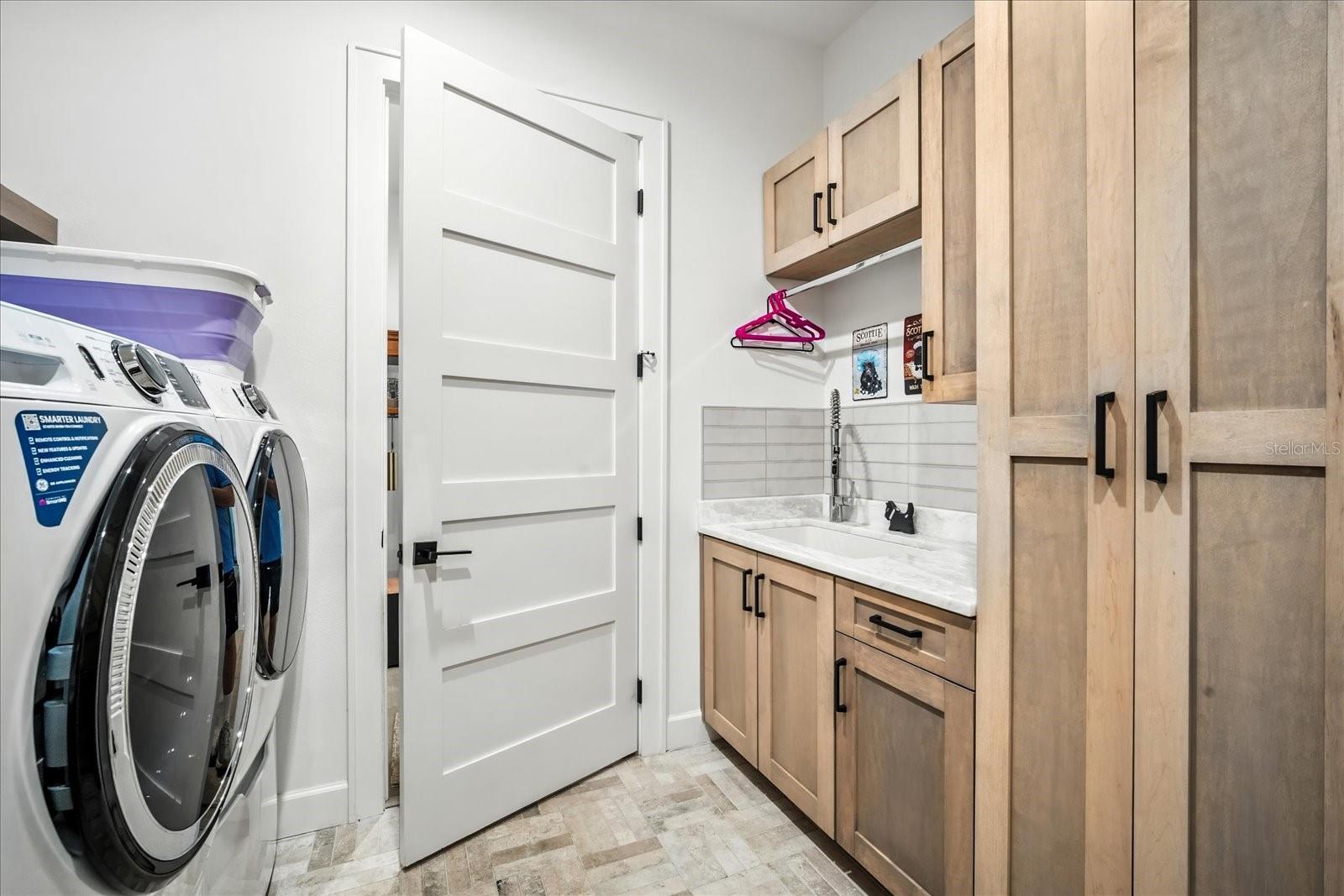 Image 36 of 47 For 8317 Alafia Pointe Drive