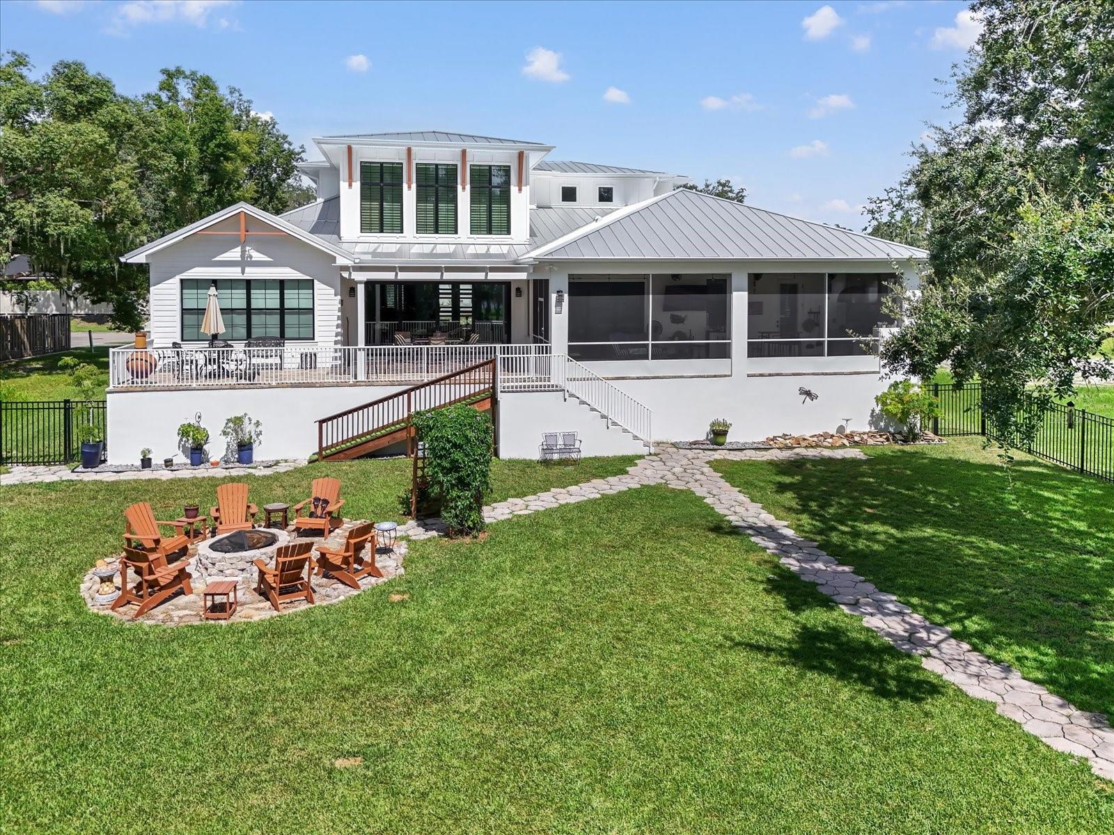 Image 41 of 47 For 8317 Alafia Pointe Drive