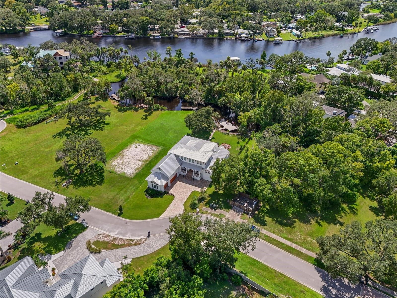 Image 6 of 47 For 8317 Alafia Pointe Drive