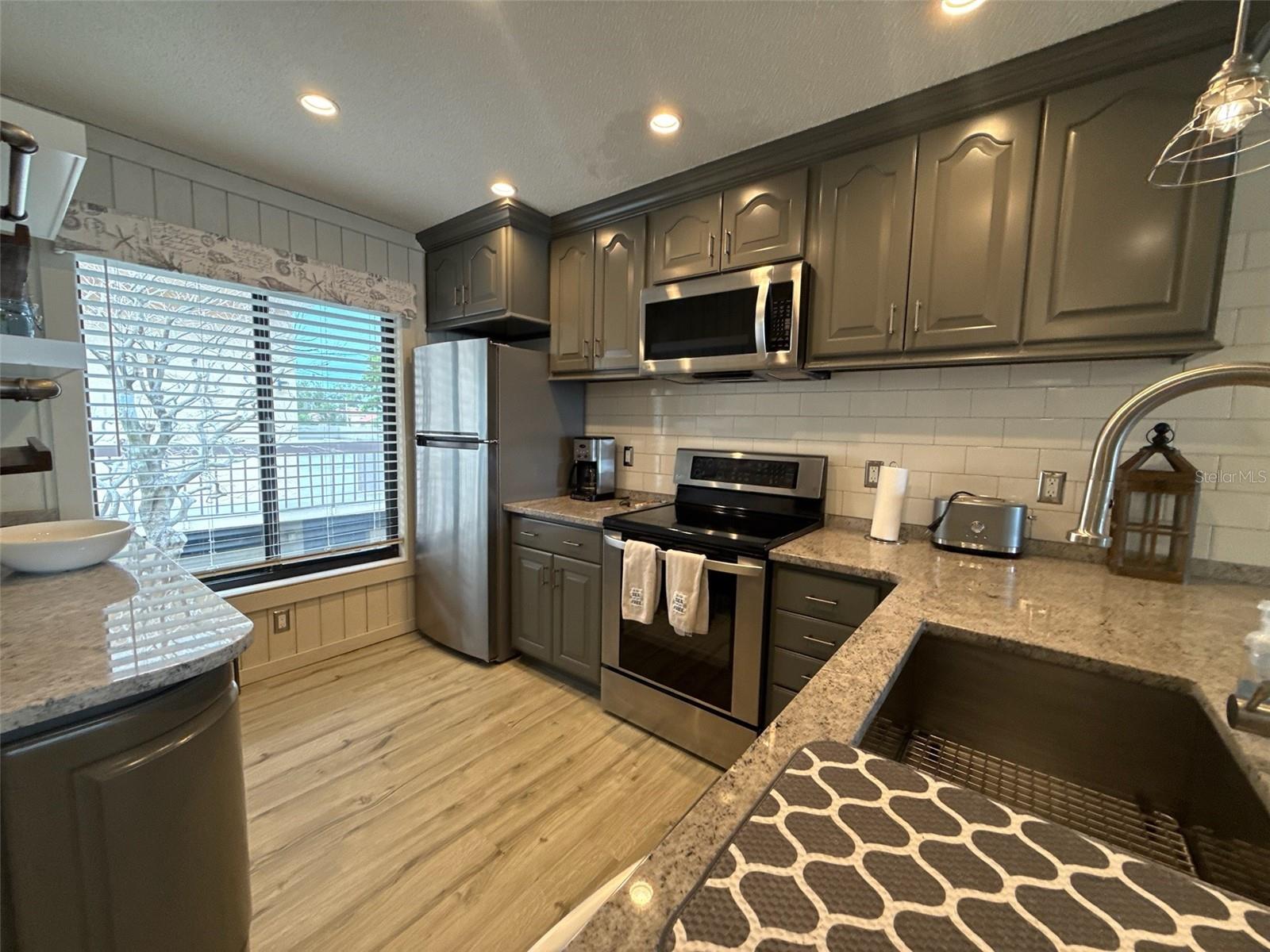Image 4 of 17 For 6158 Palma Del Mar Boulevard S 205