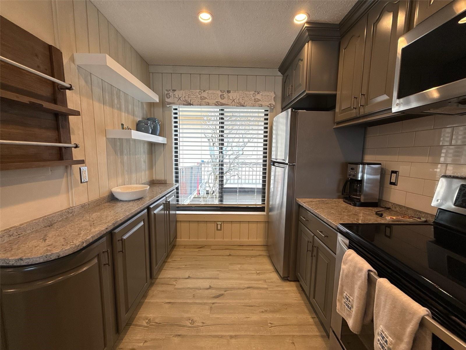 Image 5 of 17 For 6158 Palma Del Mar Boulevard S 205