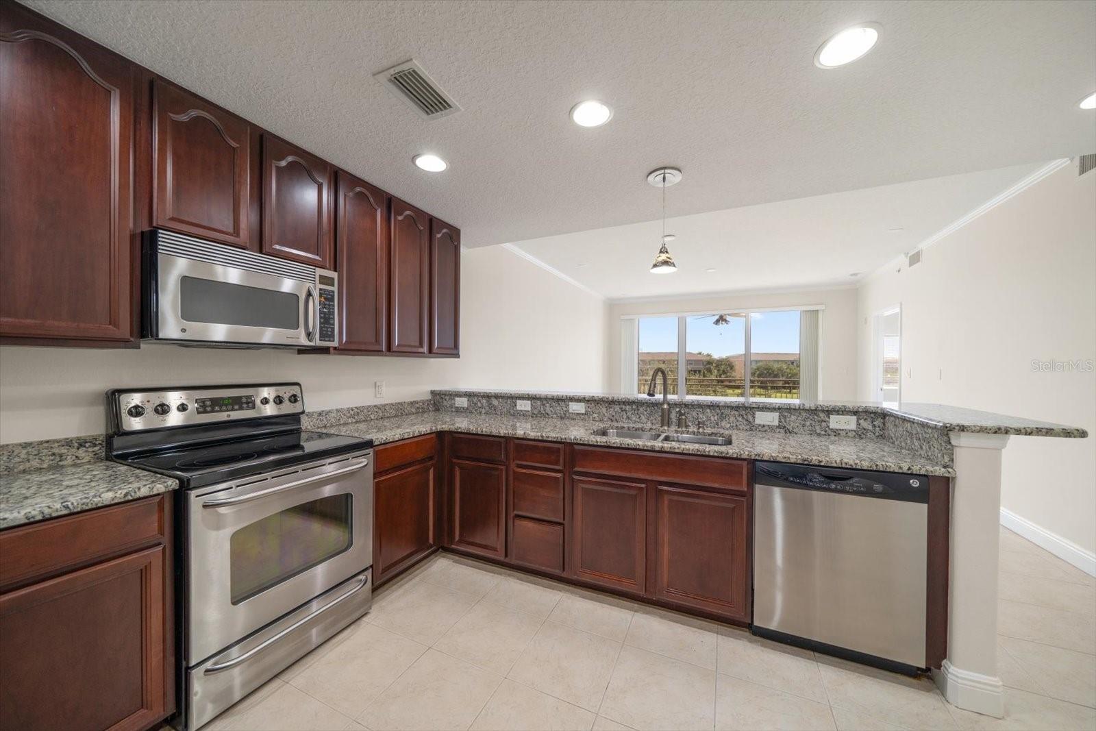 Image 4 of 50 For 7069 Key Haven Road 304