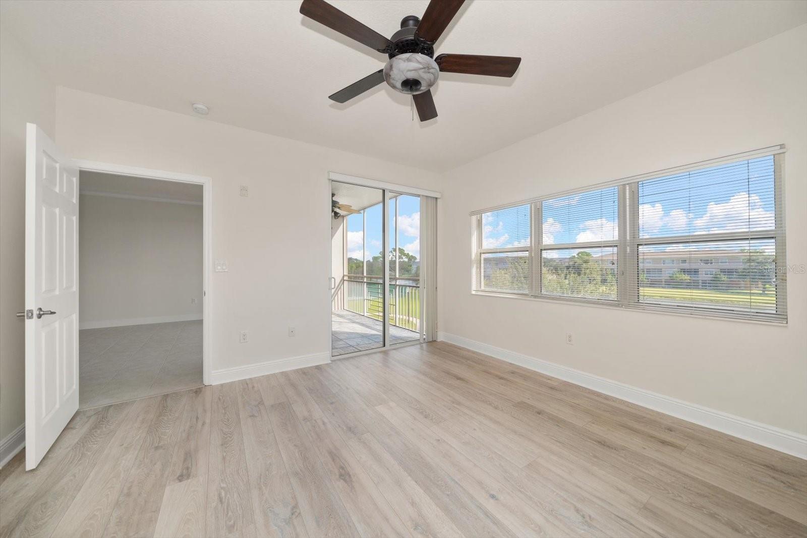 Image 41 of 50 For 7069 Key Haven Road 304