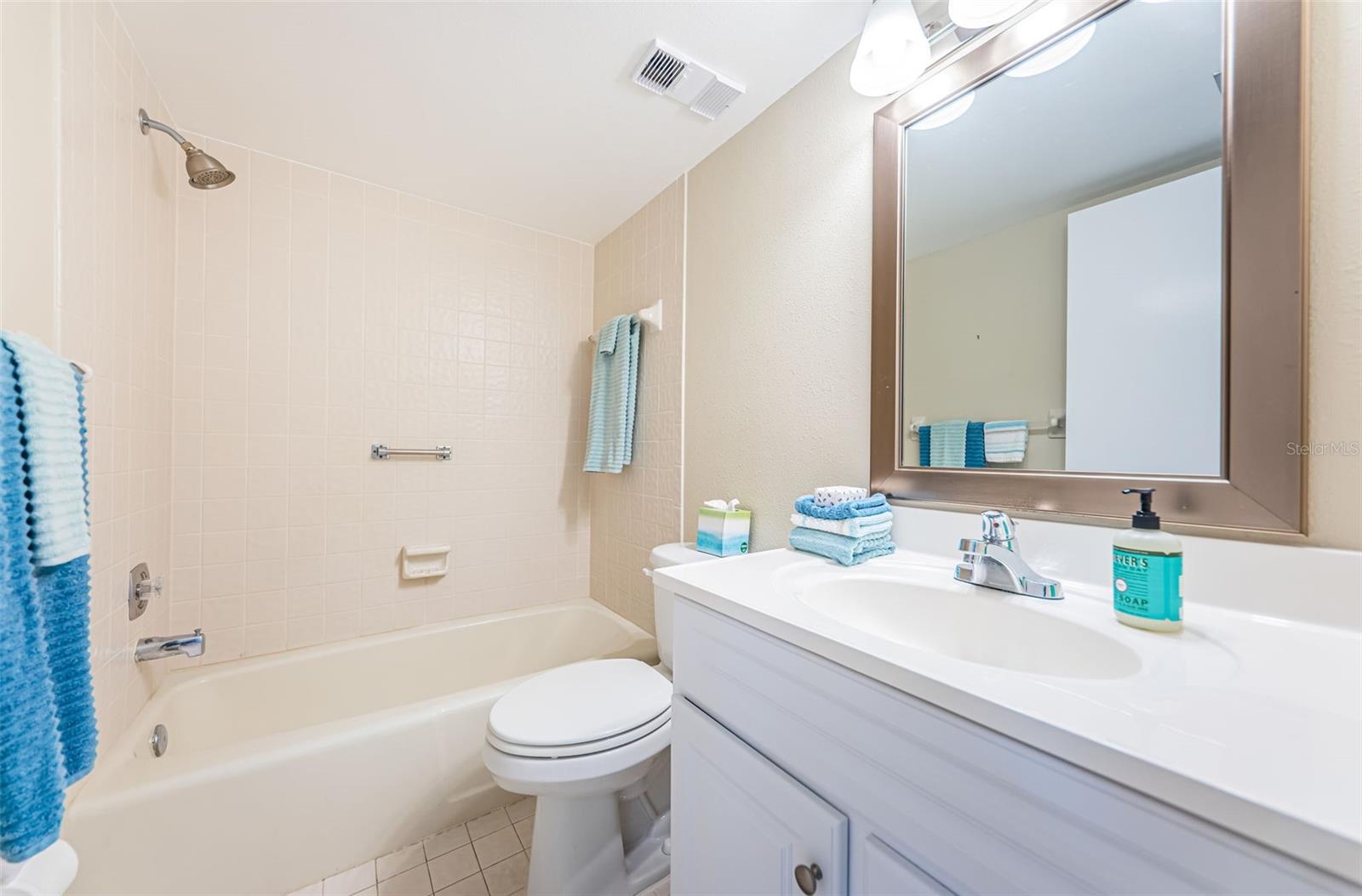 Image 36 of 94 For 103 1st Street E 208