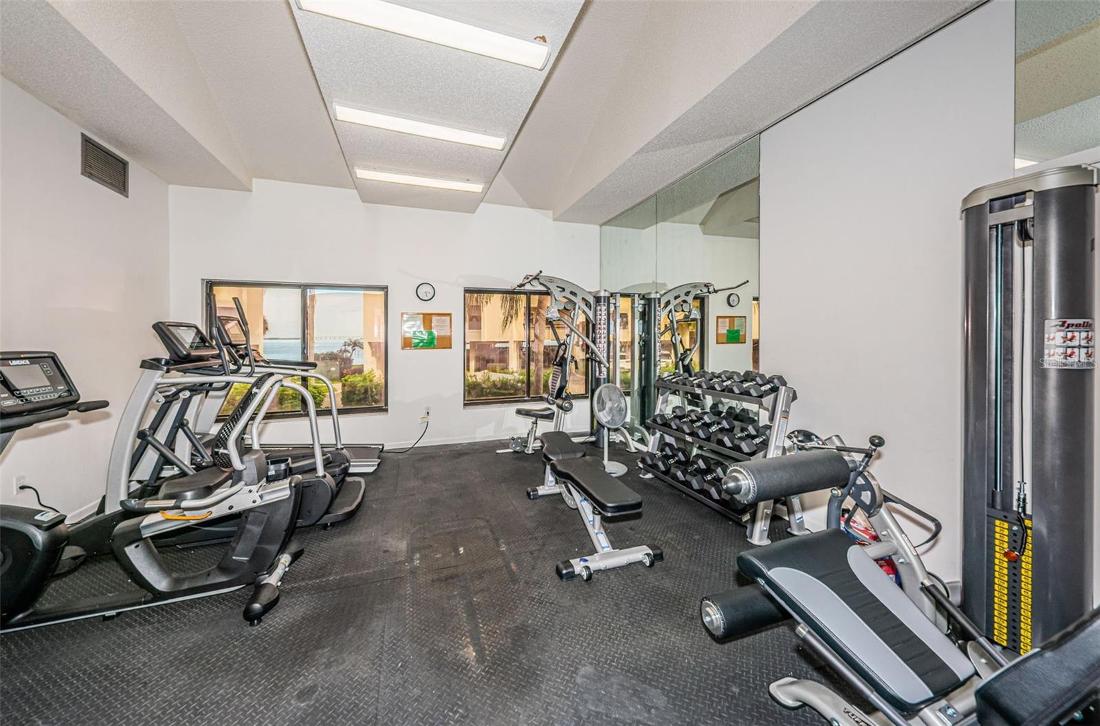 Image 71 of 94 For 103 1st Street E 208