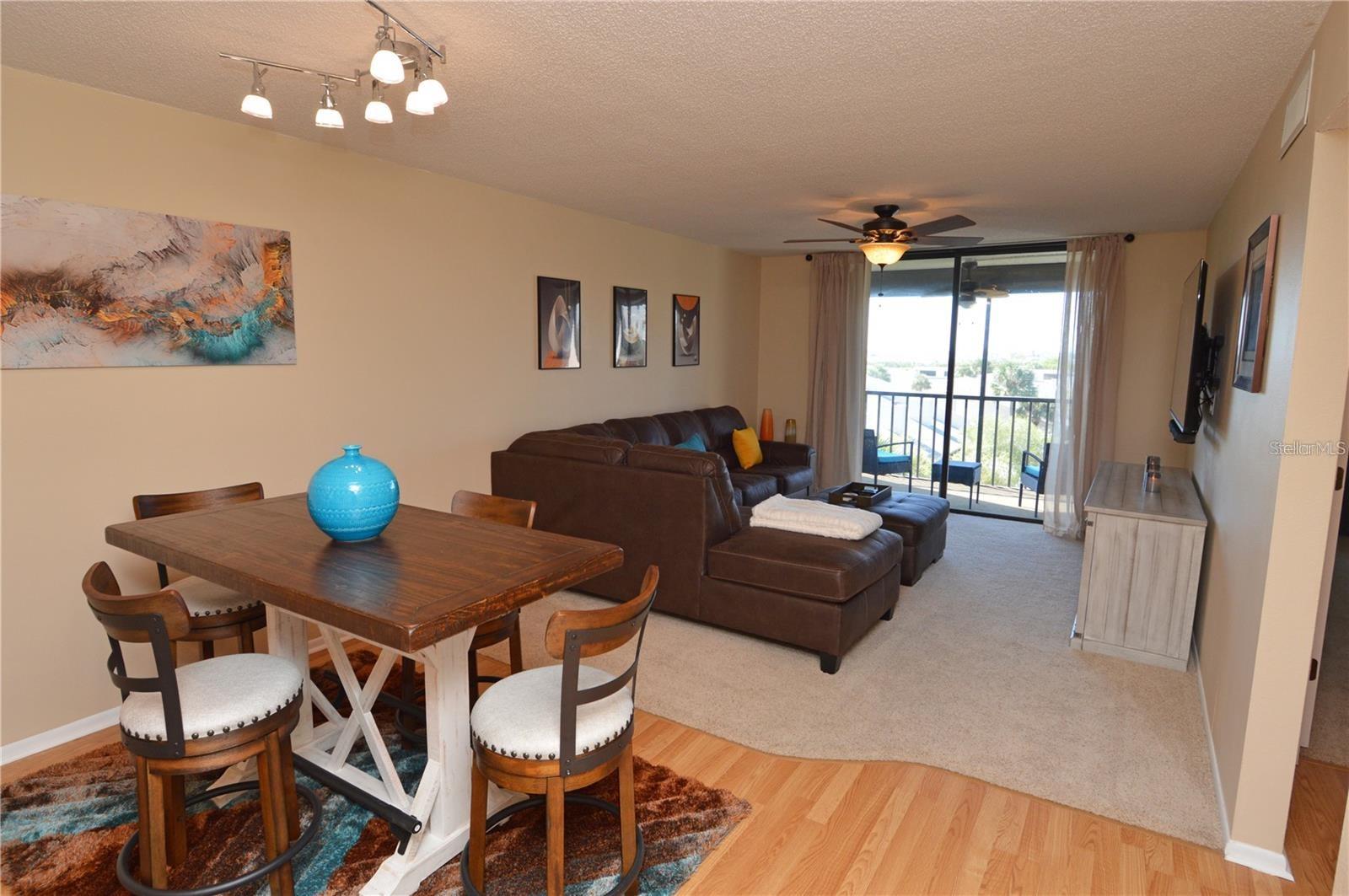 Image 17 of 93 For 1316 Pasadena Avenue S 407