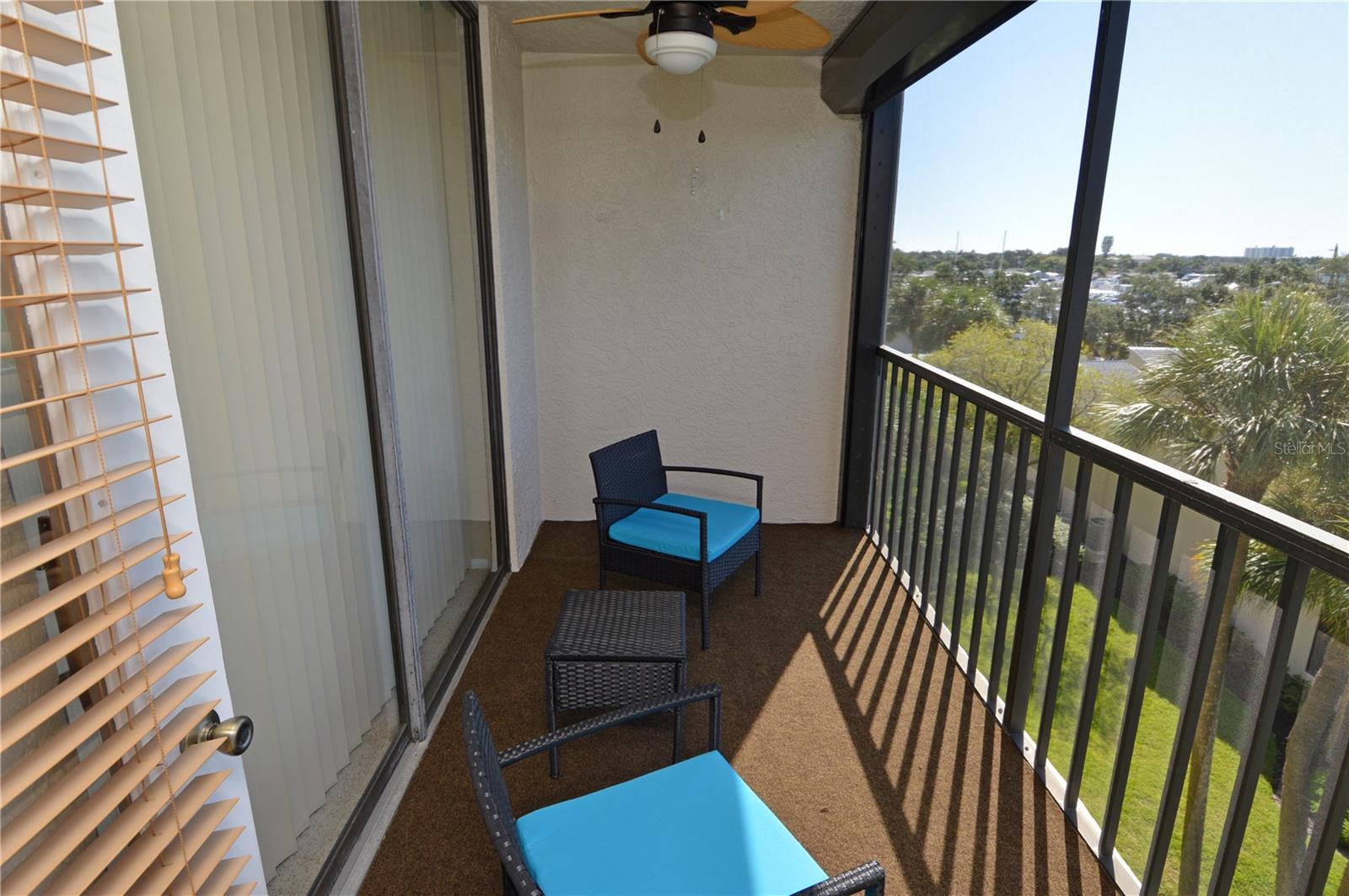 Image 34 of 93 For 1316 Pasadena Avenue S 407