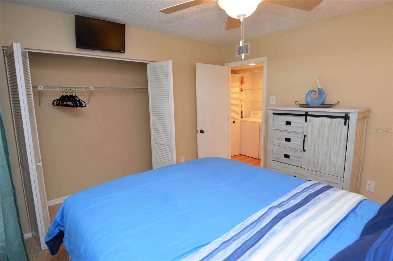 Image 53 of 93 For 1316 Pasadena Avenue S 407