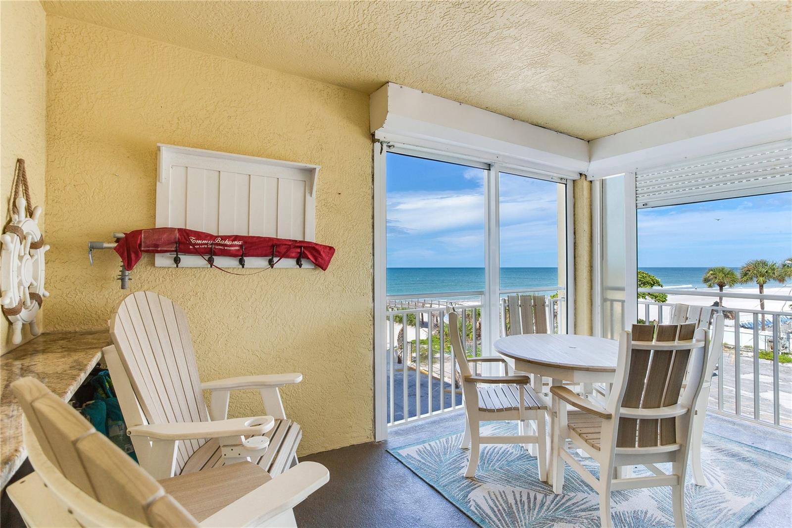 Image 12 of 54 For 17450 Gulf Boulevard 206