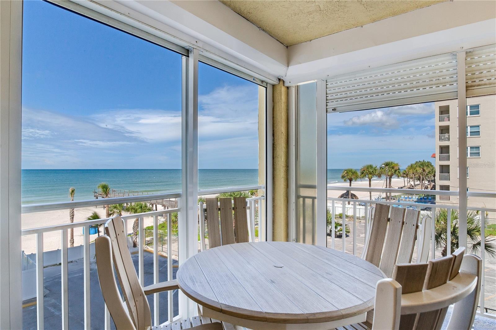 Image 13 of 54 For 17450 Gulf Boulevard 206