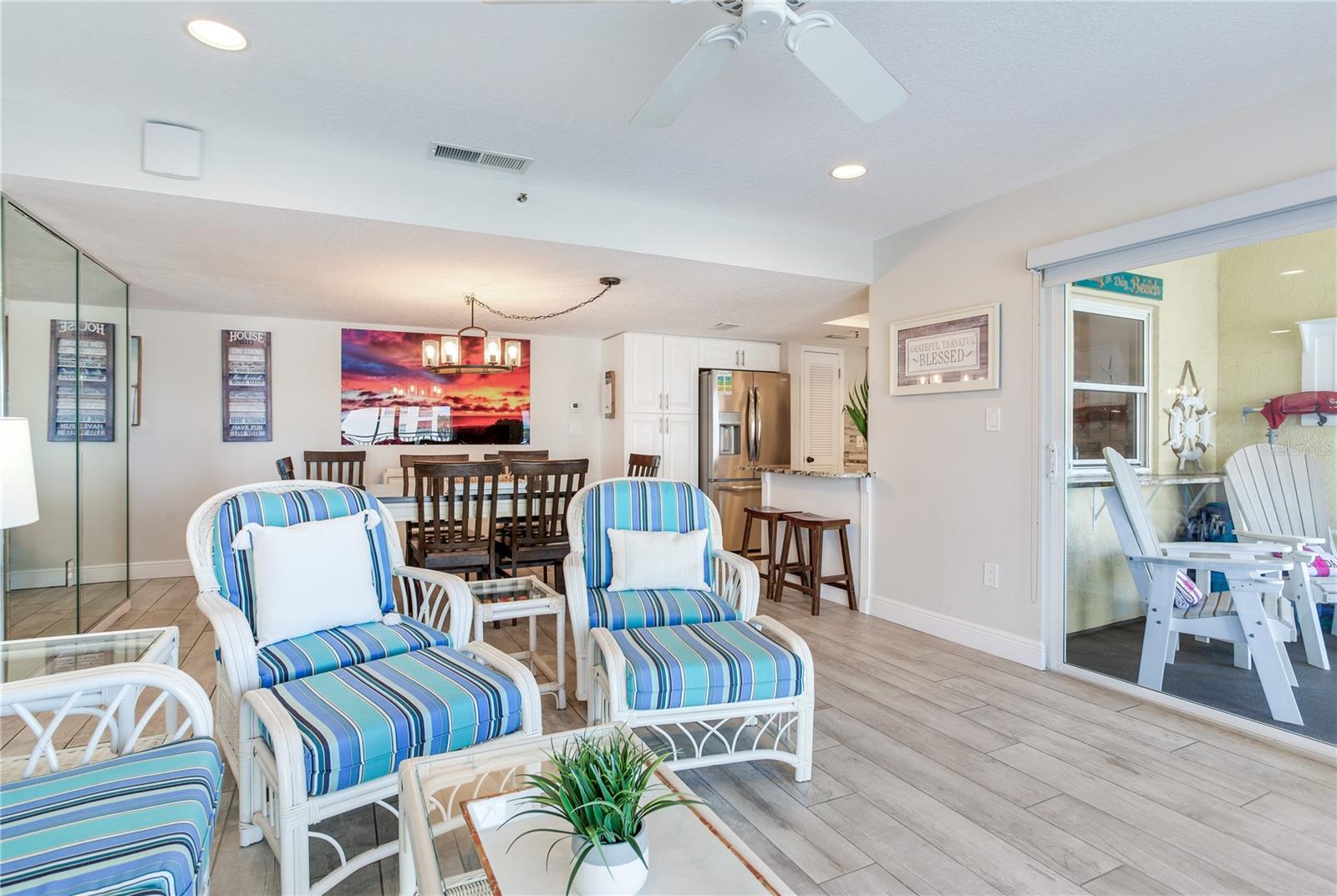 Image 22 of 54 For 17450 Gulf Boulevard 206