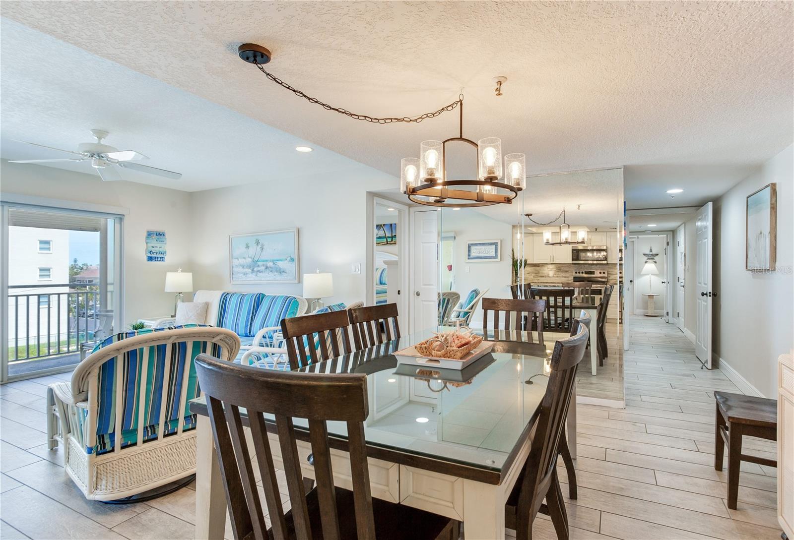 Image 23 of 54 For 17450 Gulf Boulevard 206