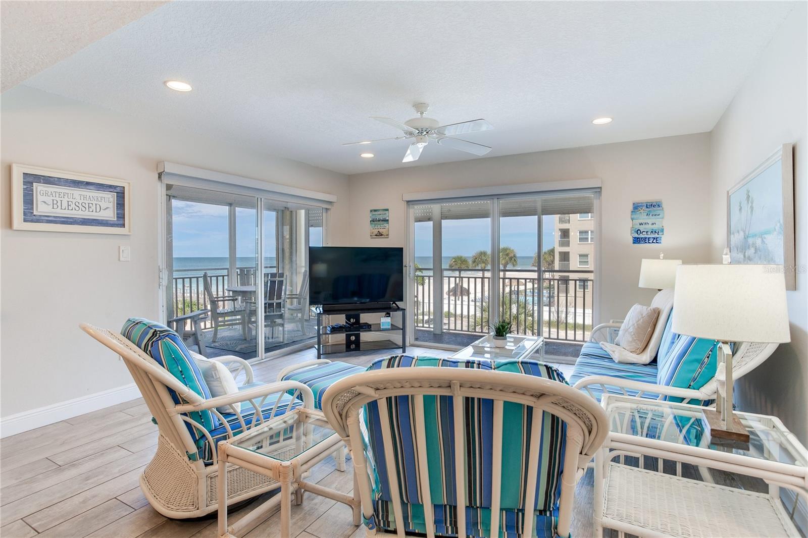 Image 9 of 54 For 17450 Gulf Boulevard 206