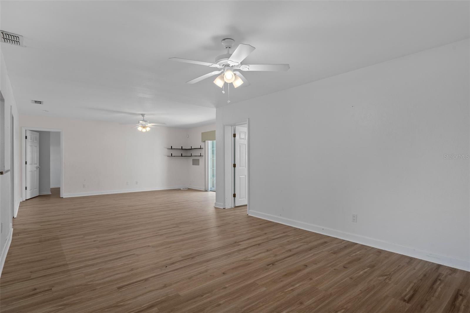 Image 11 of 60 For 1563 Eden Isle Boulevard Ne