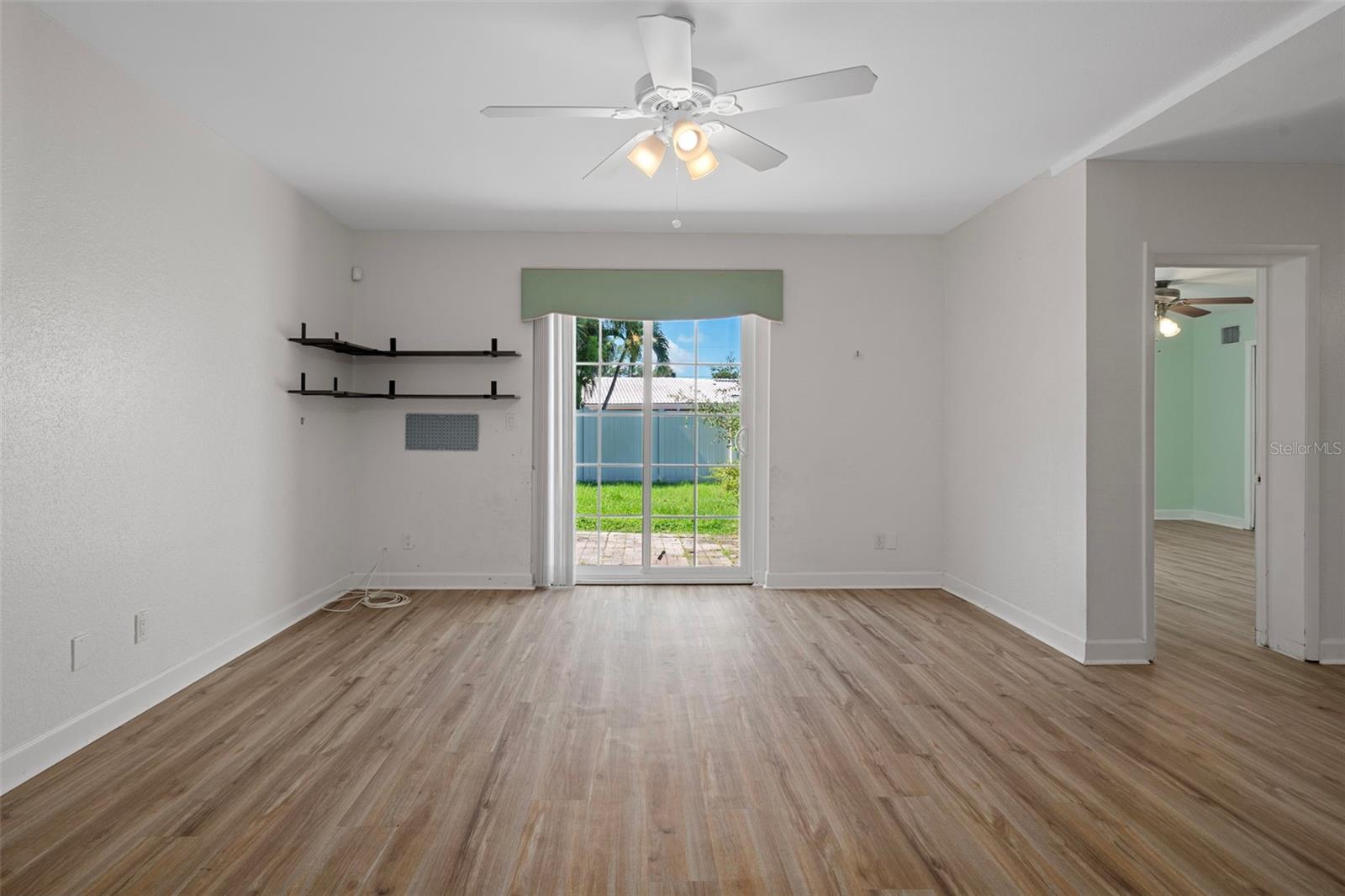 Image 17 of 60 For 1563 Eden Isle Boulevard Ne