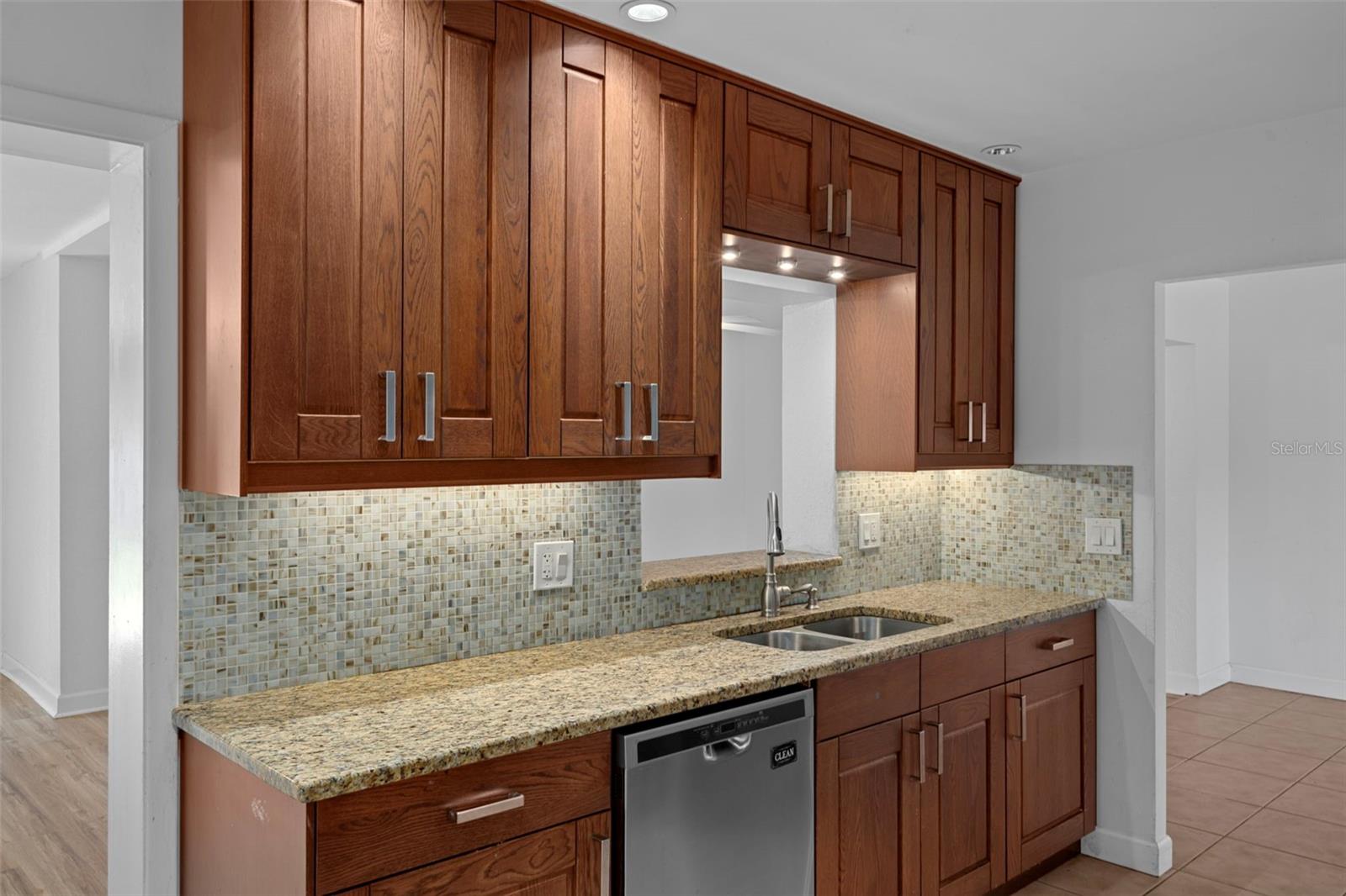 Image 21 of 60 For 1563 Eden Isle Boulevard Ne