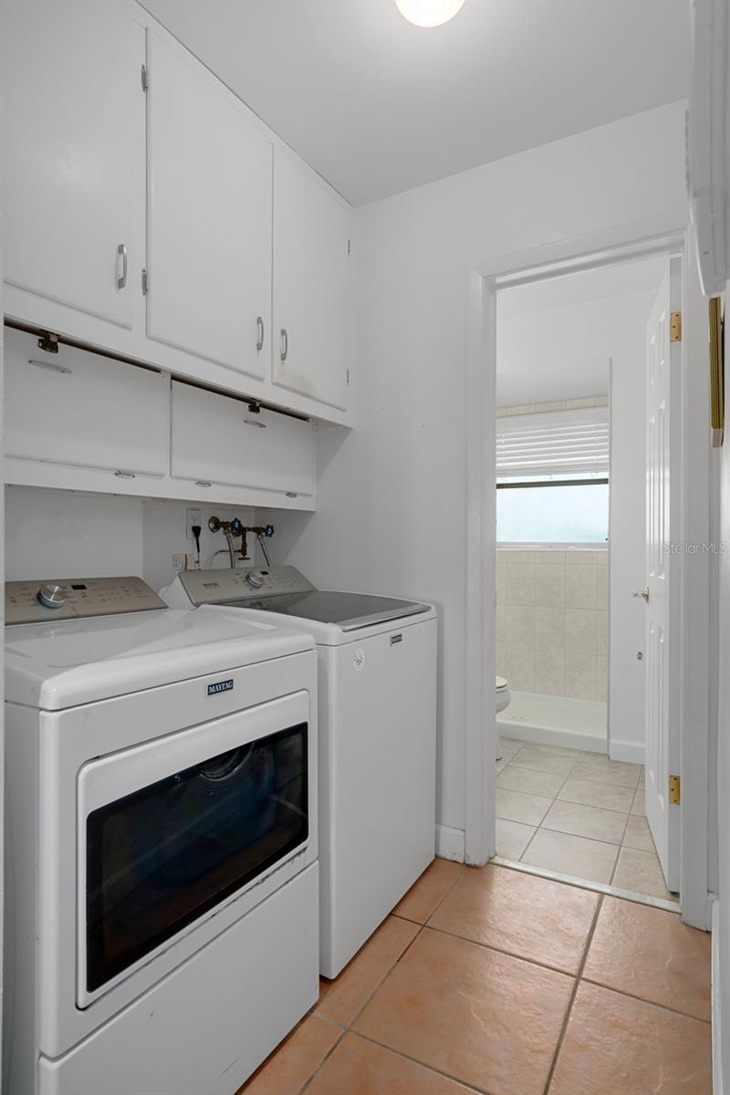 Image 24 of 60 For 1563 Eden Isle Boulevard Ne