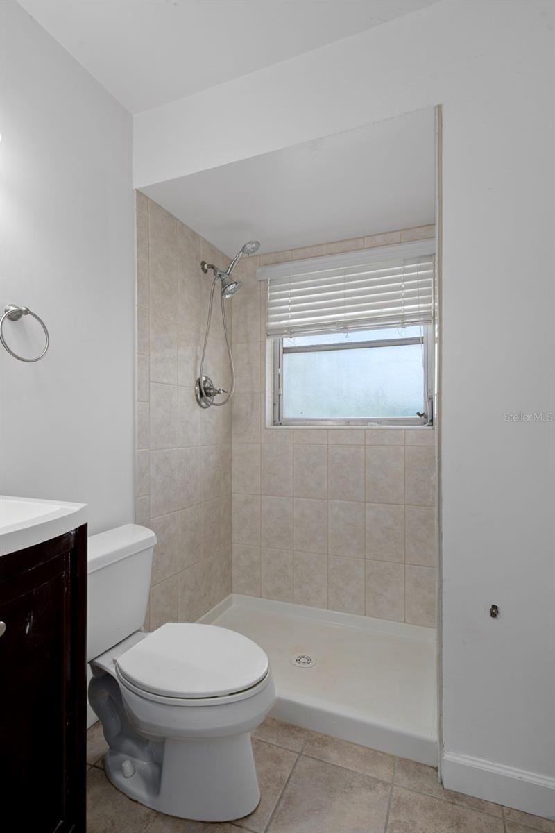 Image 27 of 60 For 1563 Eden Isle Boulevard Ne