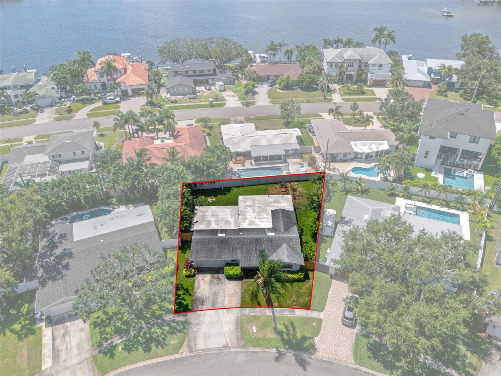 Image 4 of 60 For 1563 Eden Isle Boulevard Ne