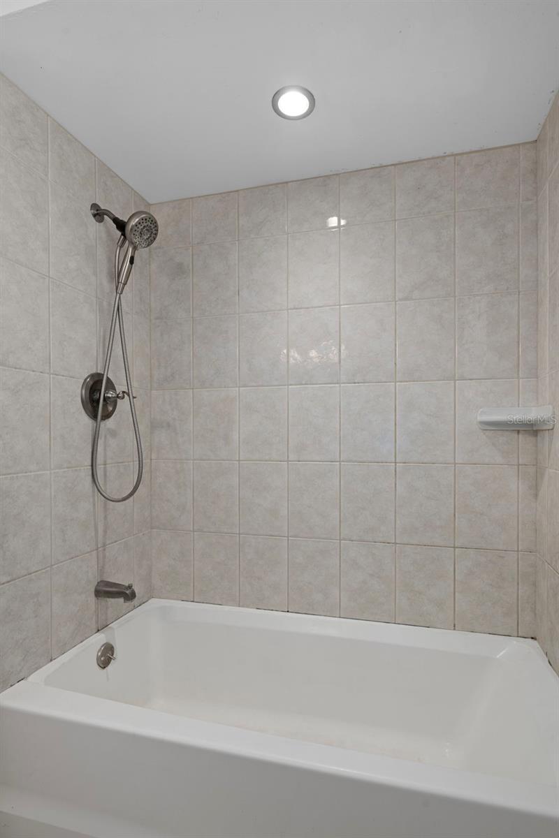 Image 47 of 60 For 1563 Eden Isle Boulevard Ne