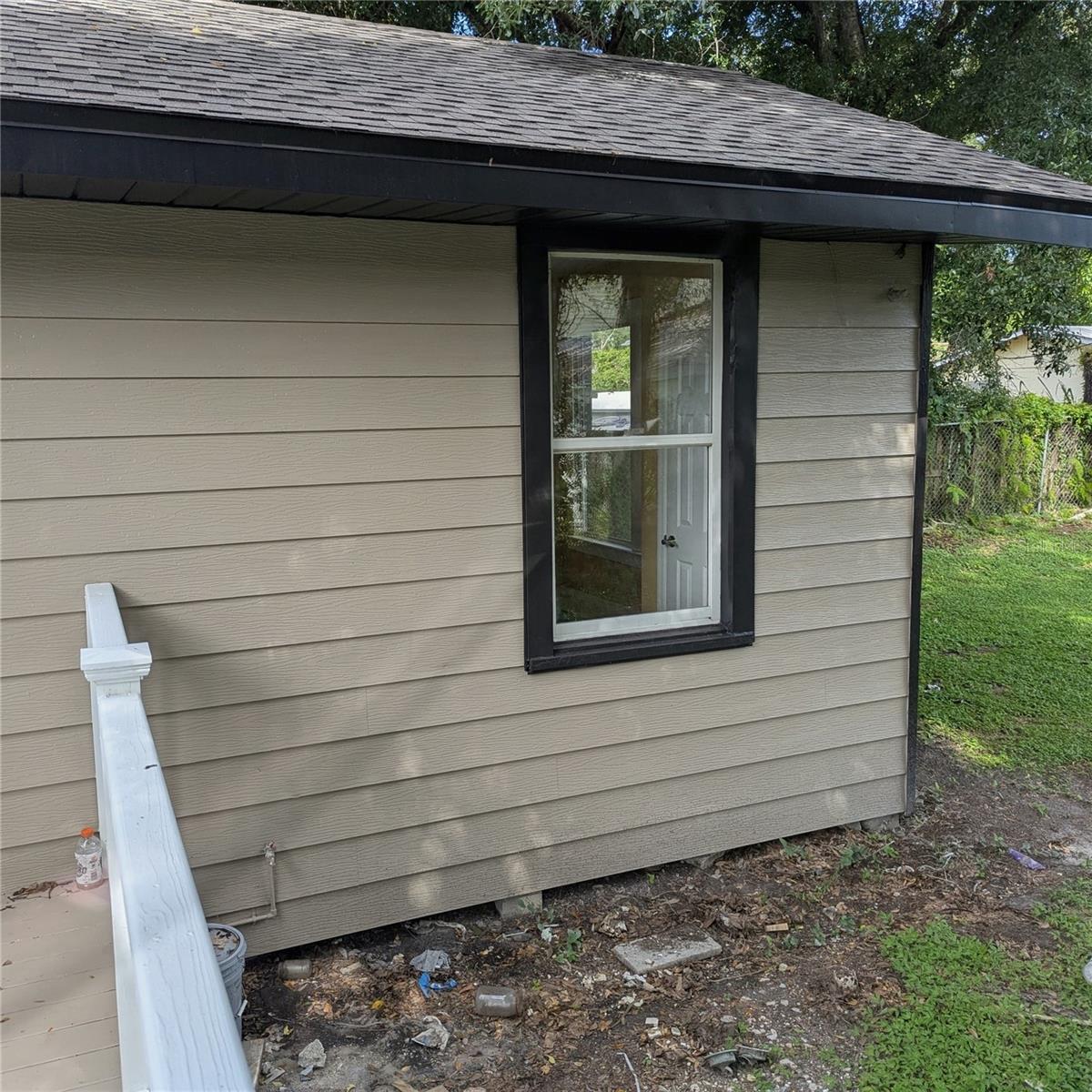 Image 4 of 21 For 1014 Lake Avenue