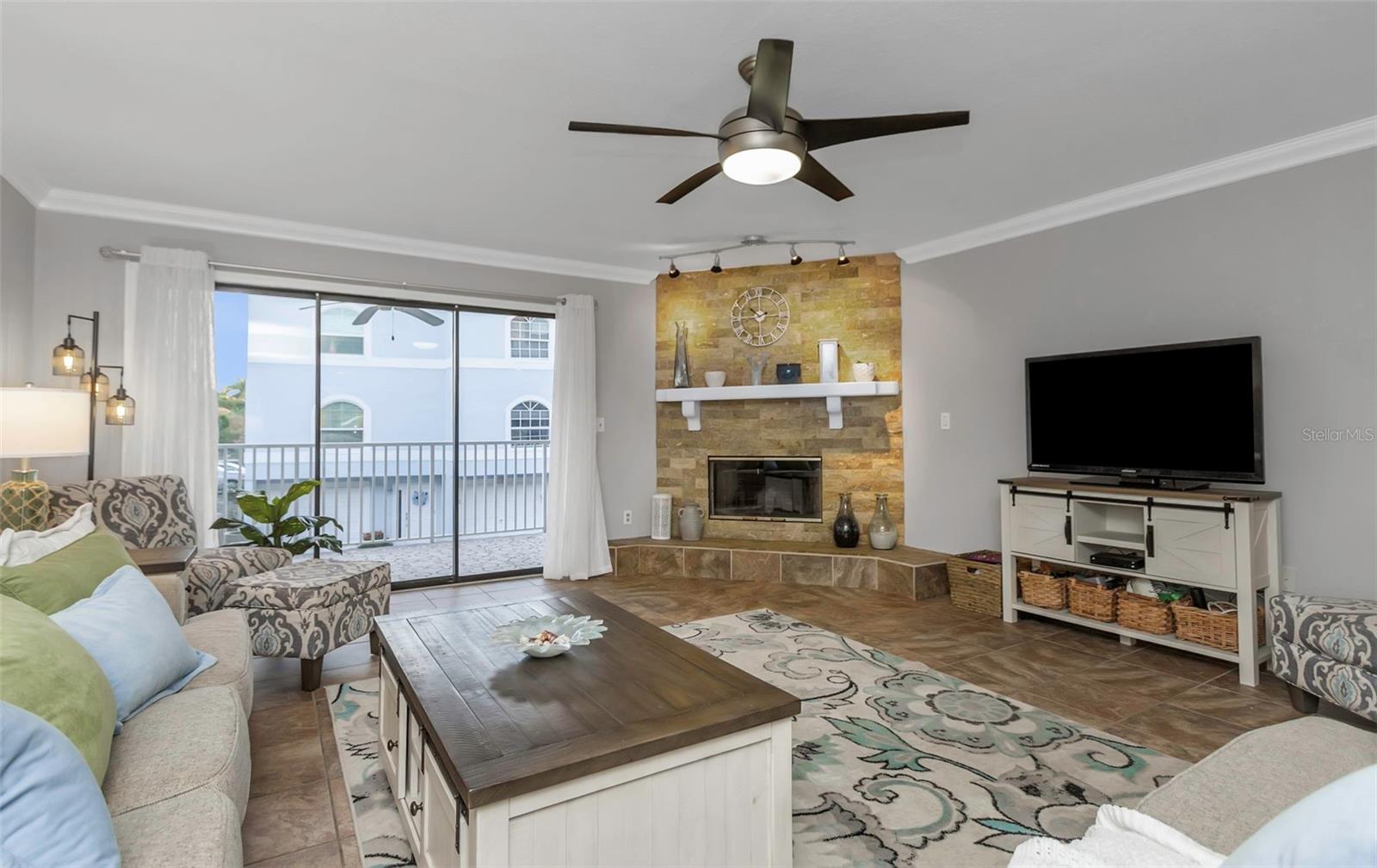 Image 11 of 46 For 745 Pinellas Bayway S 207