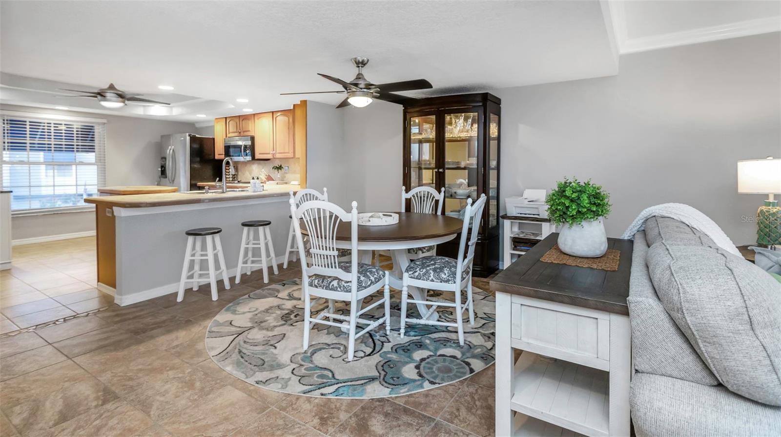 Image 15 of 46 For 745 Pinellas Bayway S 207