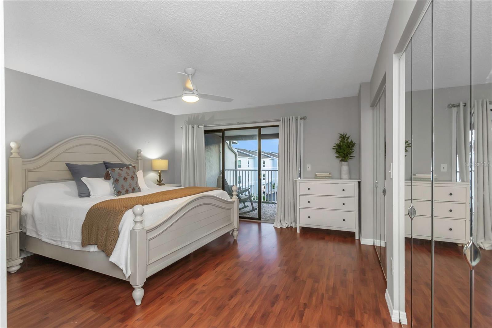 Image 24 of 46 For 745 Pinellas Bayway S 207