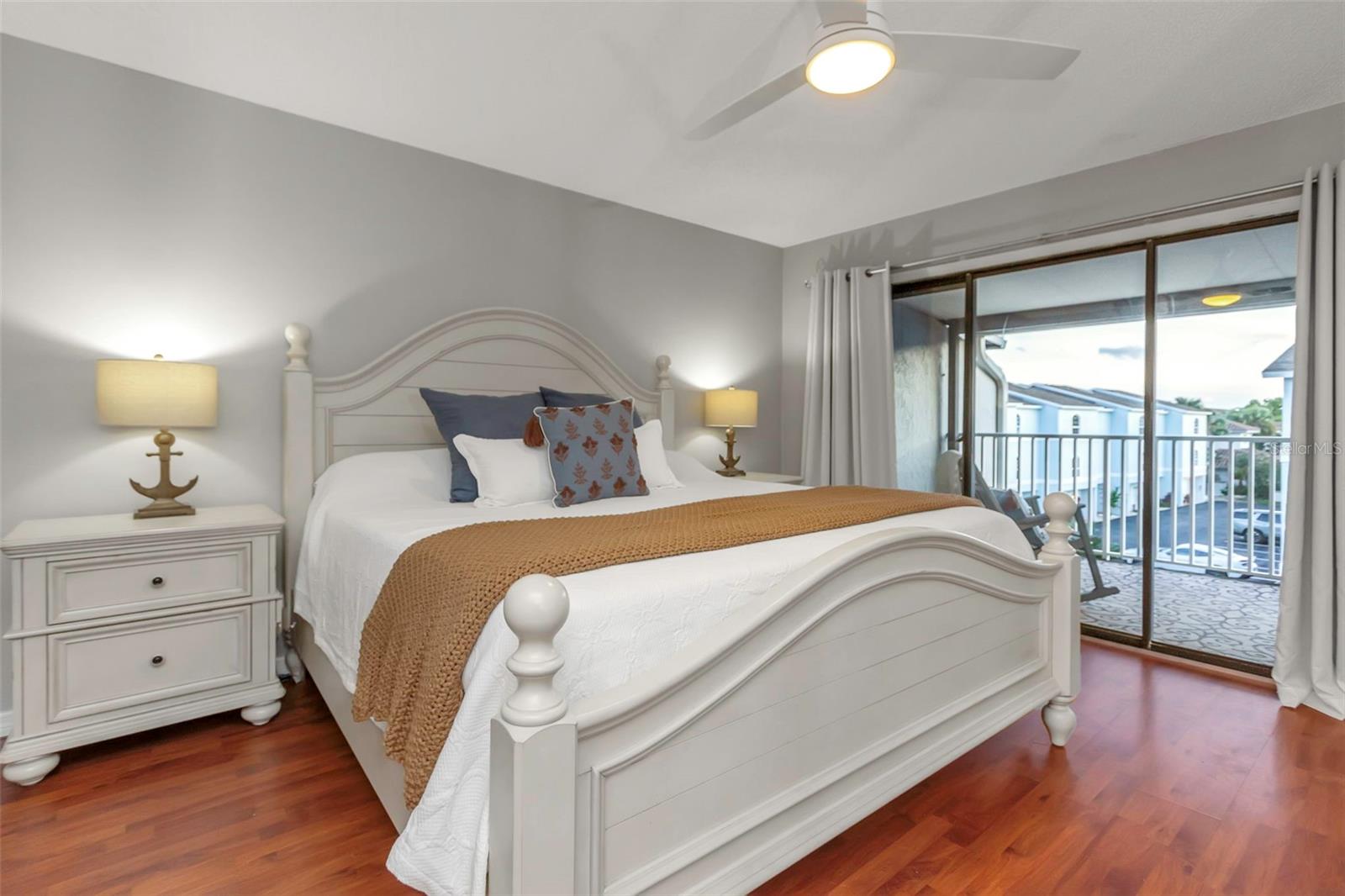 Image 25 of 46 For 745 Pinellas Bayway S 207