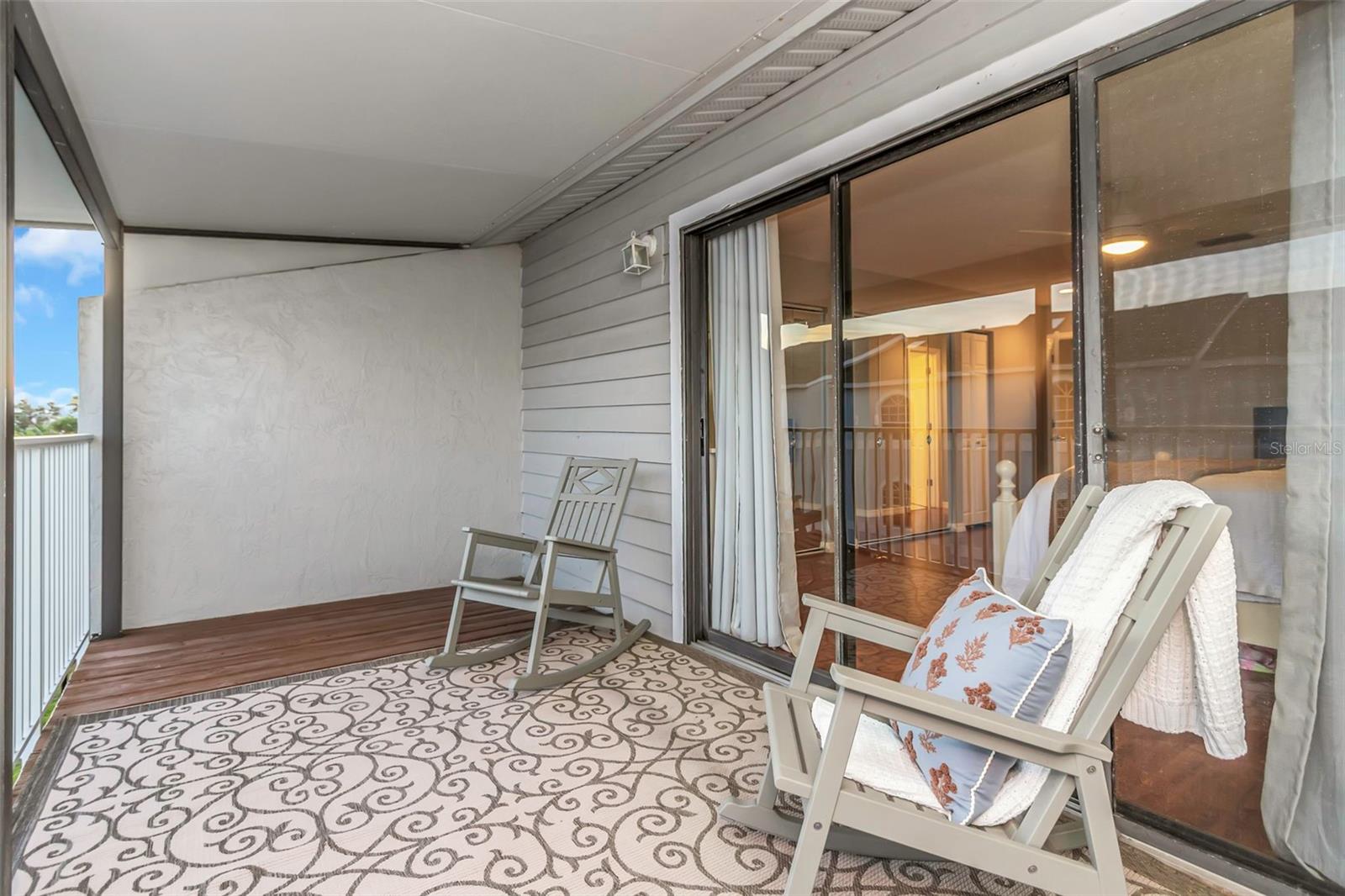 Image 28 of 46 For 745 Pinellas Bayway S 207