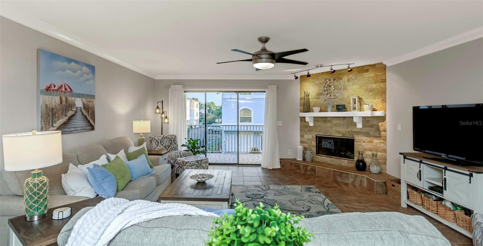 Image 9 of 46 For 745 Pinellas Bayway S 207