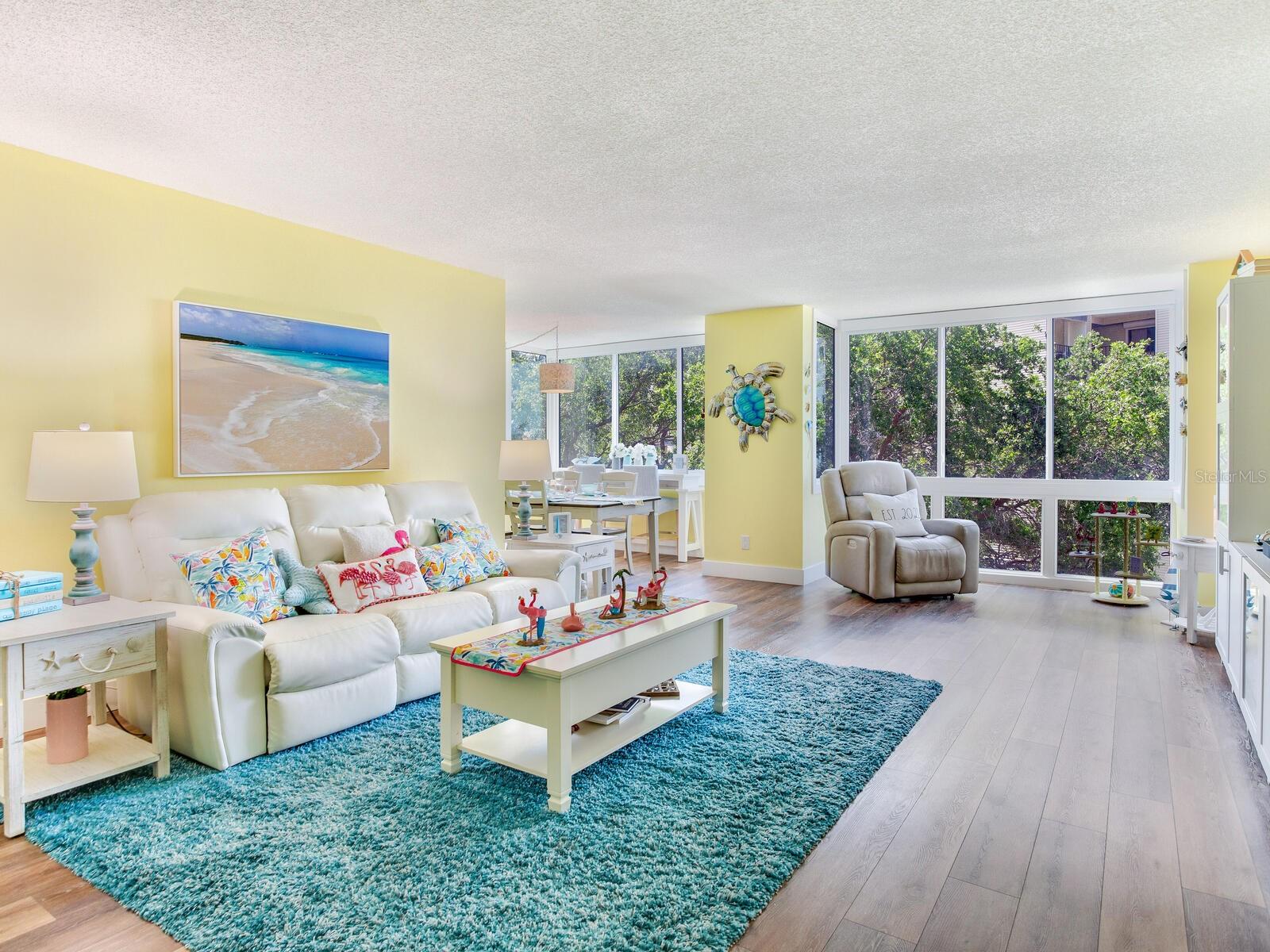 Image 4 of 87 For 660 Island Way 306