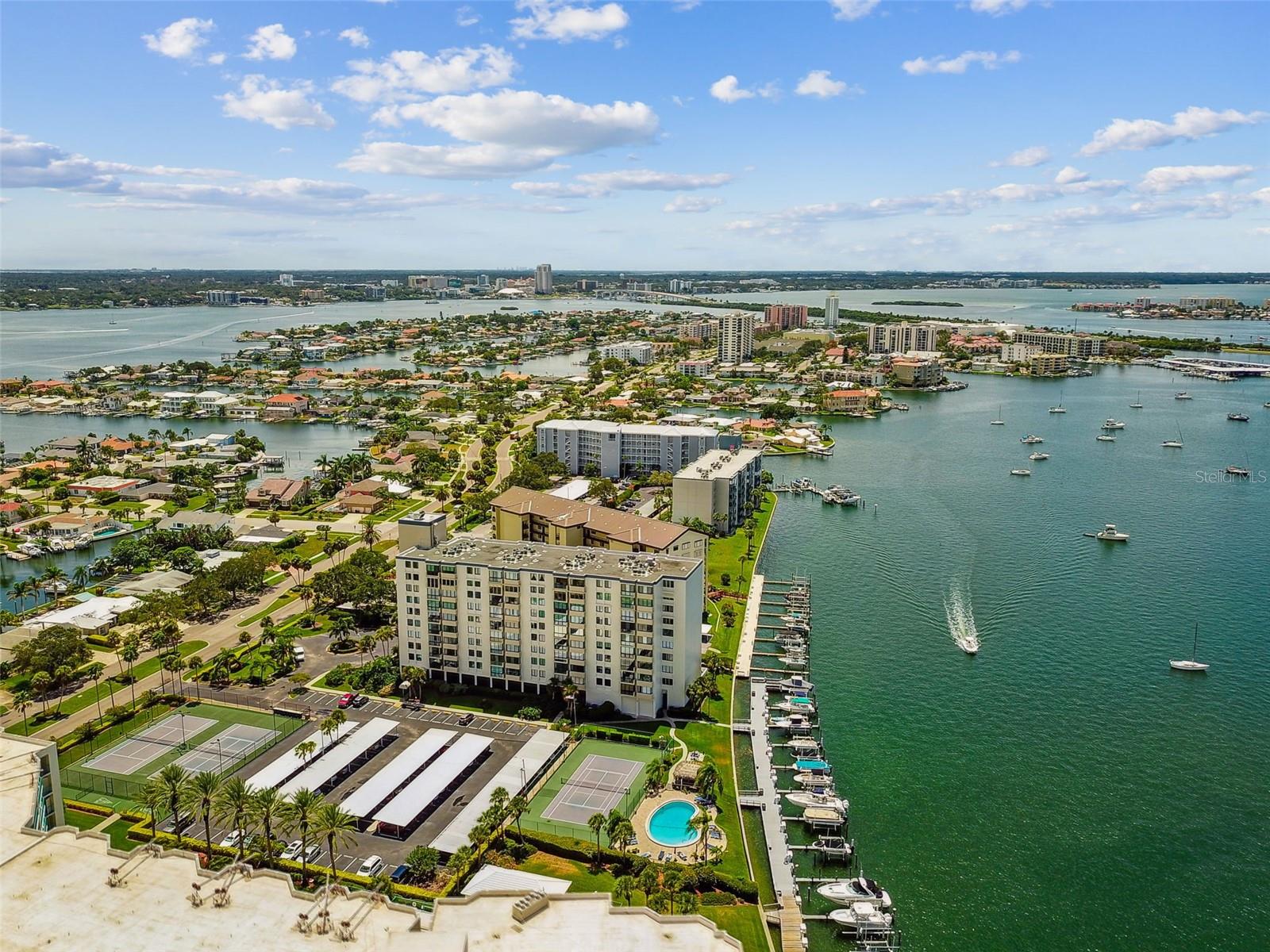 Image 65 of 87 For 660 Island Way 306