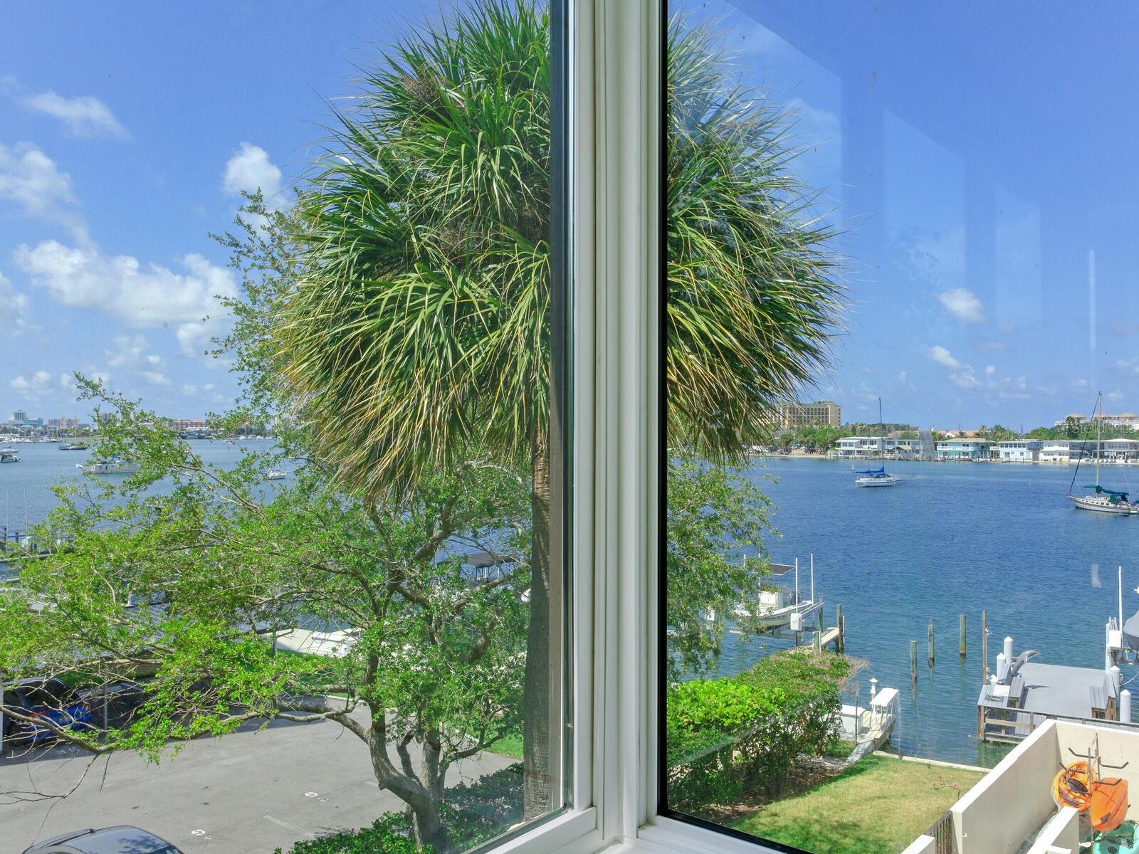 Image 8 of 87 For 660 Island Way 306