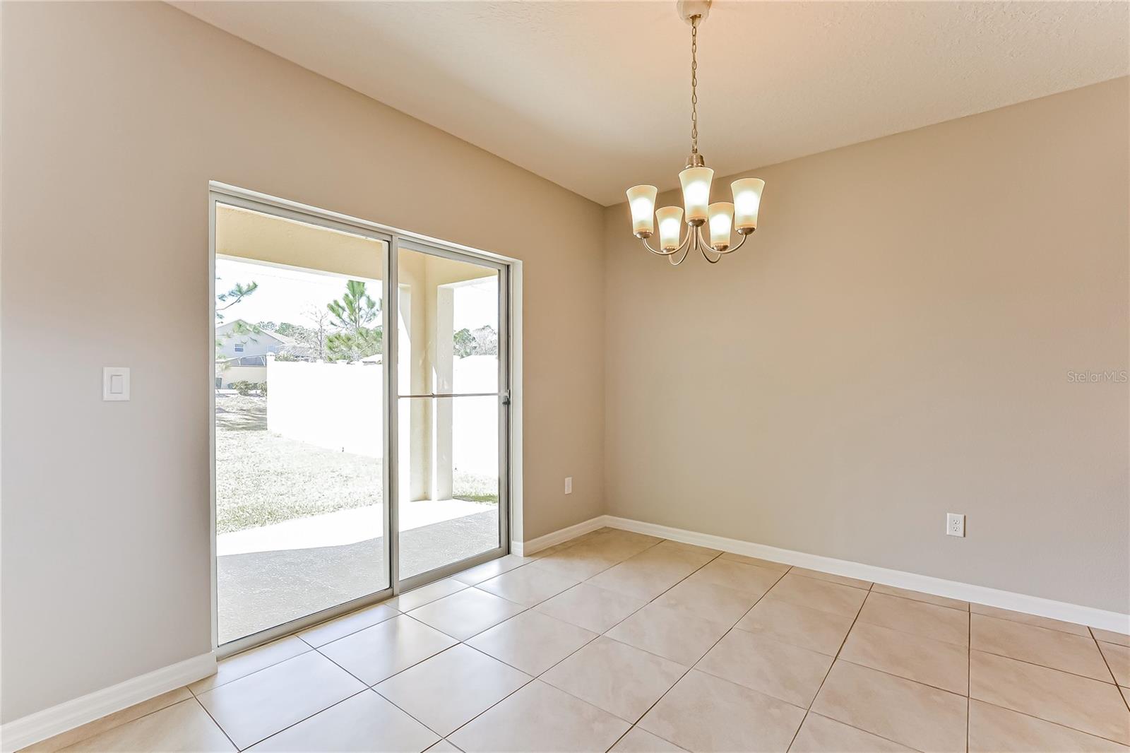 Image 3 of 15 For 432 Tanglewood Drive