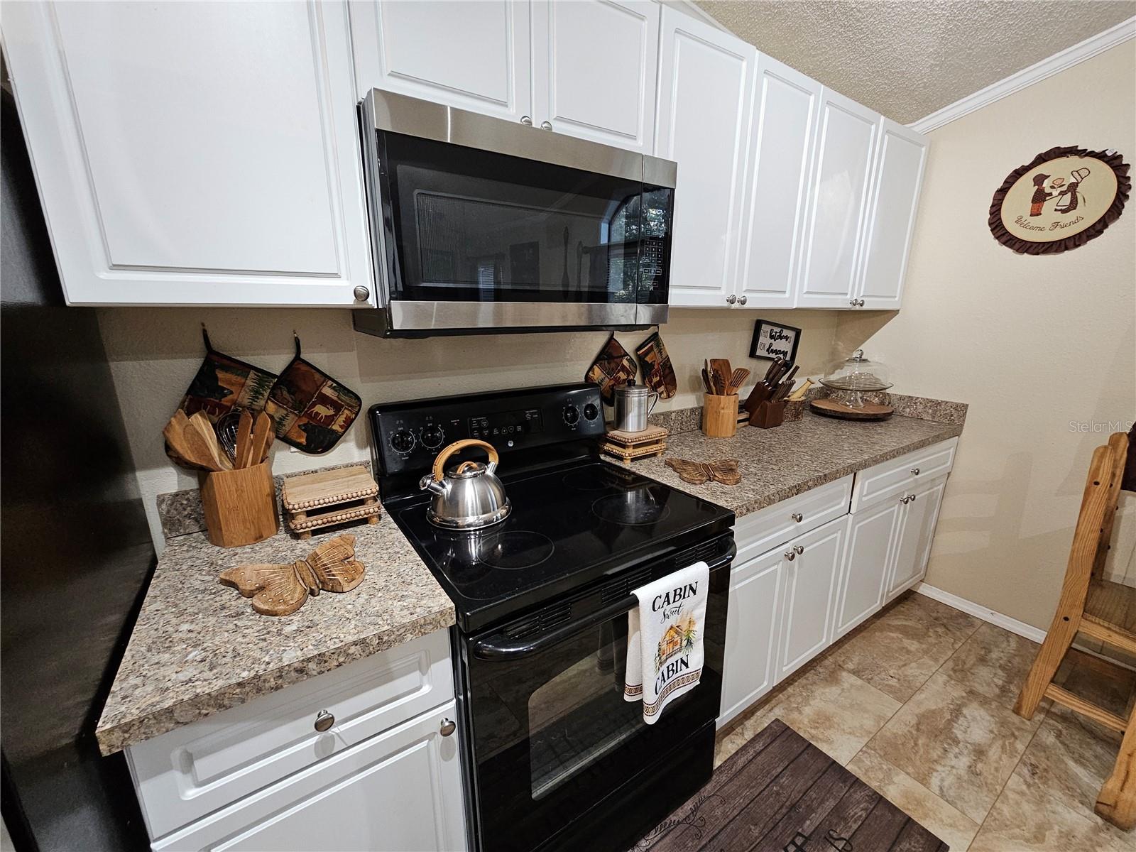 Image 13 of 28 For 10605 2nd Street