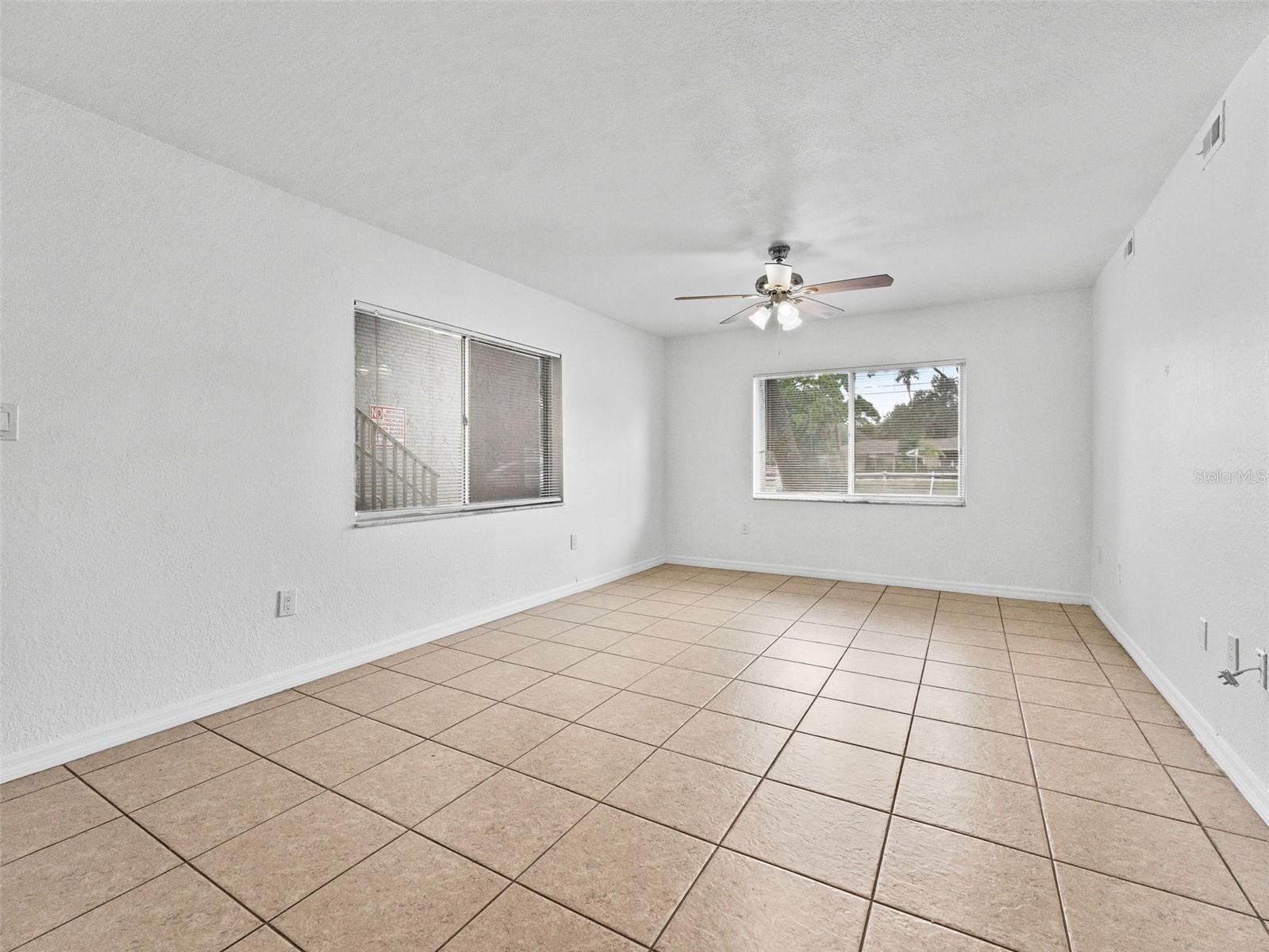 Image 11 of 73 For 335 47th Avenue N