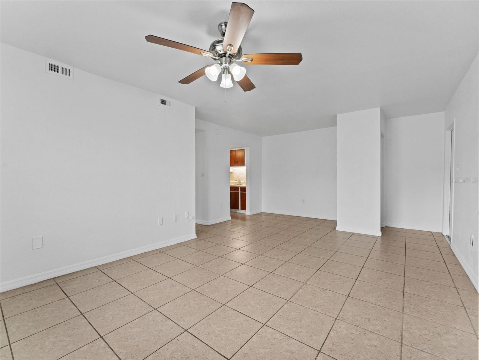 Image 12 of 73 For 335 47th Avenue N