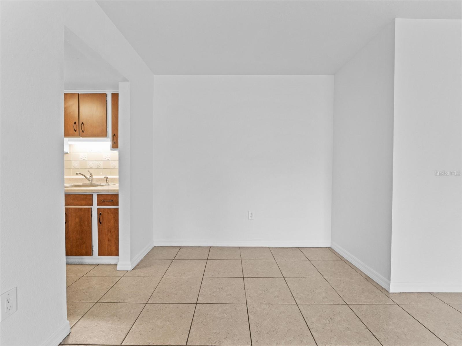 Image 13 of 73 For 335 47th Avenue N