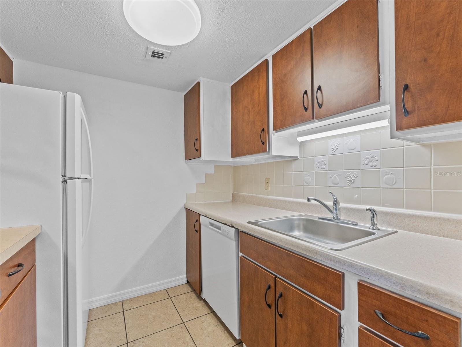 Image 14 of 73 For 335 47th Avenue N