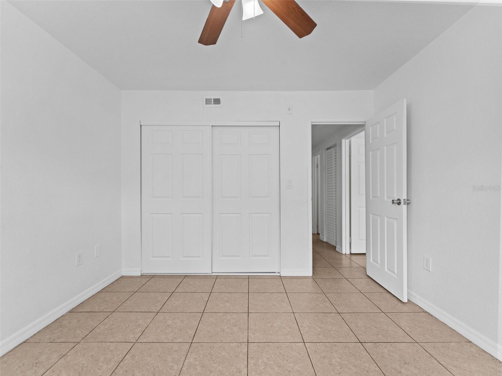 Image 23 of 73 For 335 47th Avenue N