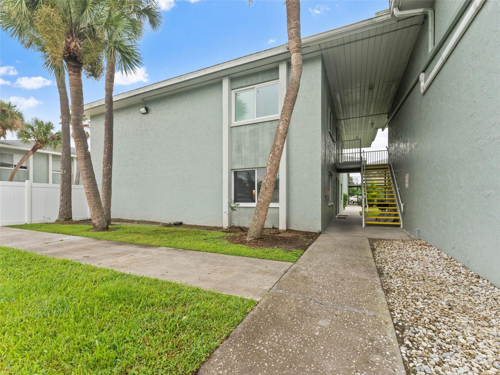 Image 46 of 73 For 335 47th Avenue N