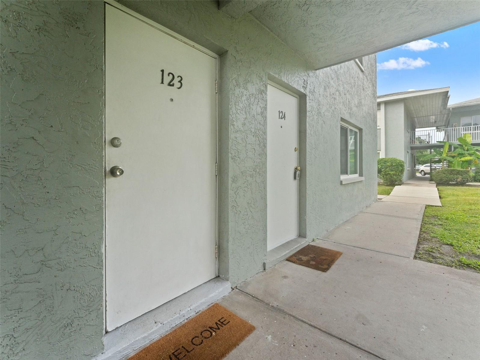 Image 9 of 73 For 335 47th Avenue N