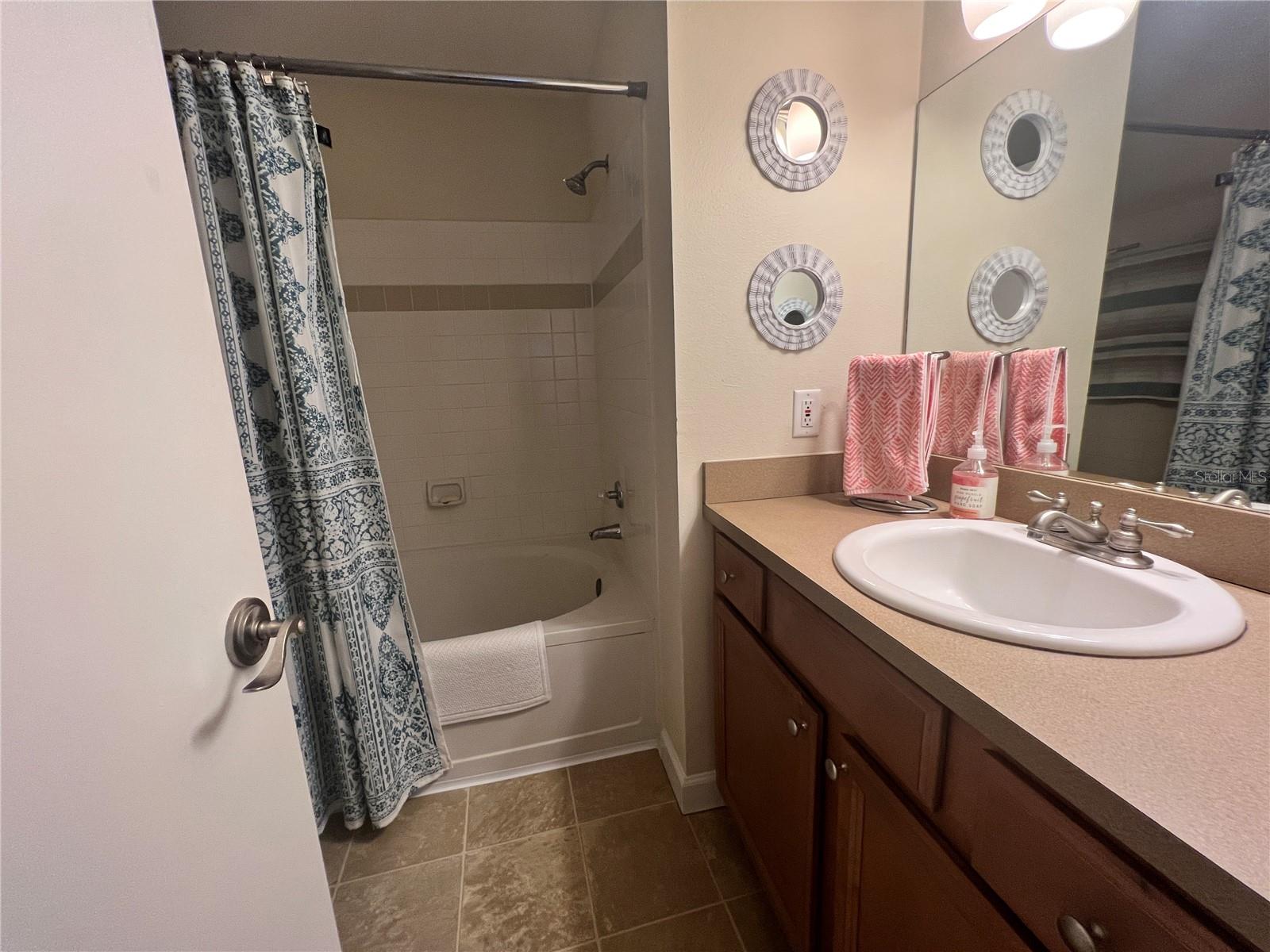 Image 12 of 16 For 115 112th Avenue Ne 710