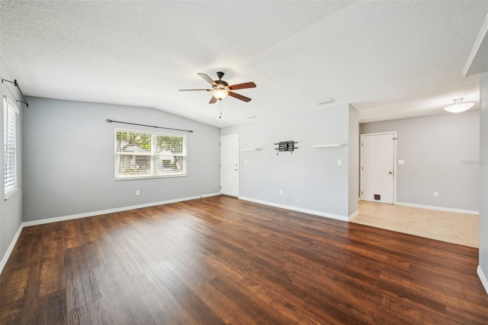 Image 4 of 26 For 3119 Hartnett Avenue