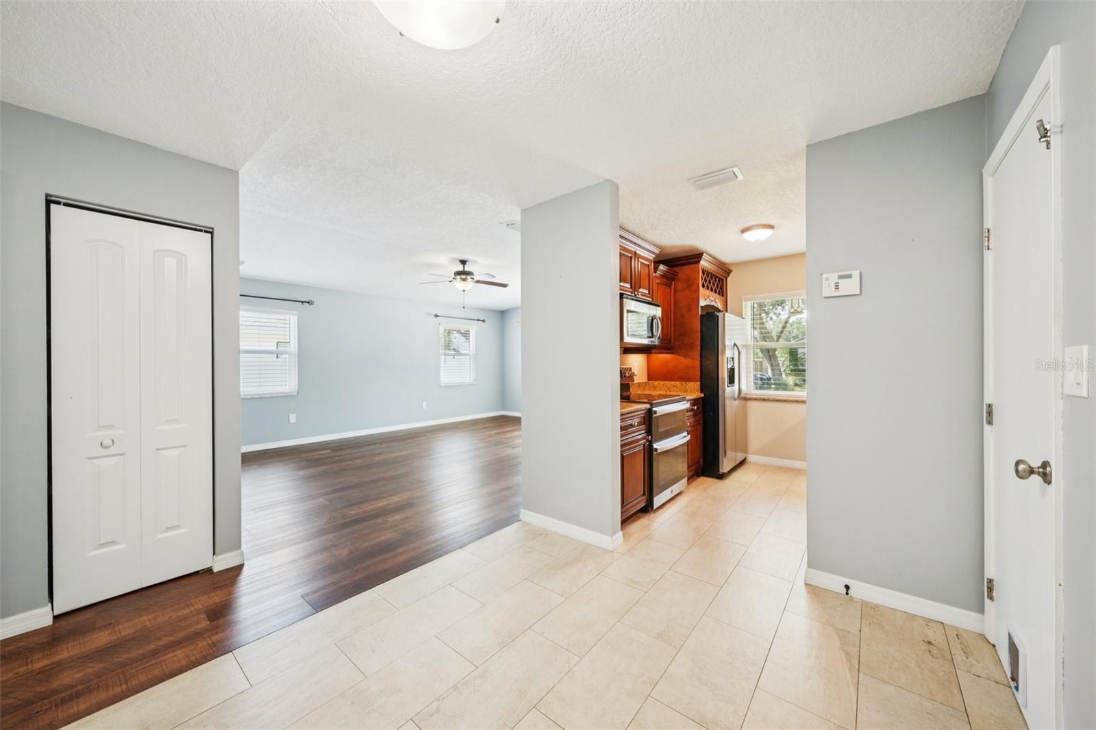 Image 9 of 26 For 3119 Hartnett Avenue