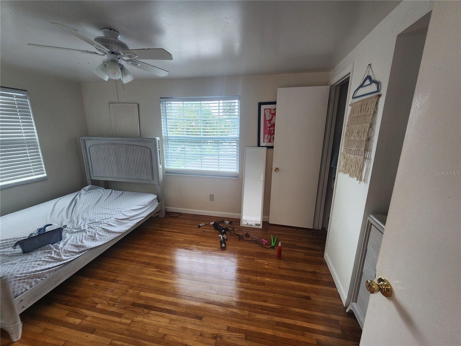 Image 17 of 26 For 7715 Pocahontas Avenue