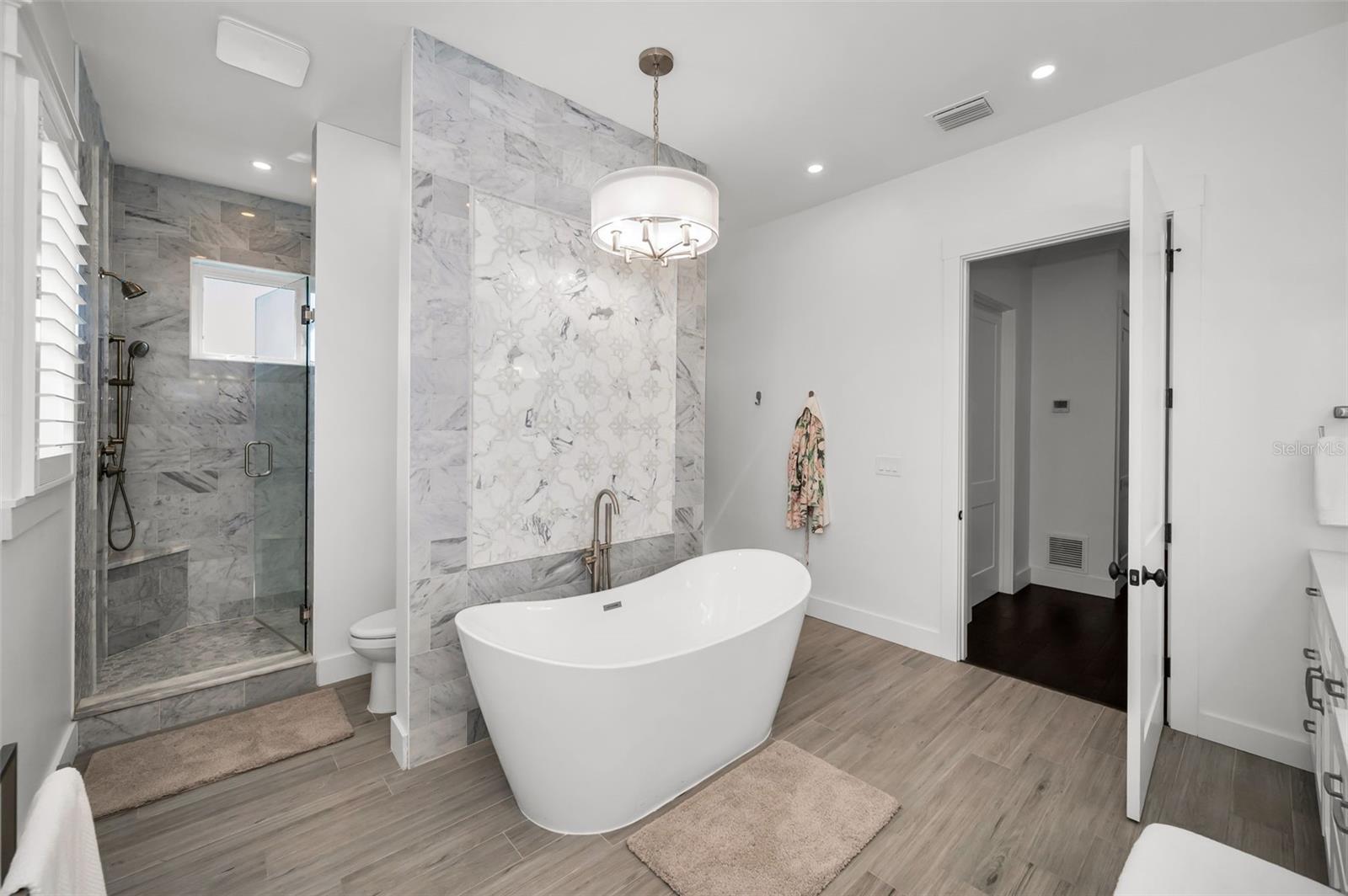 Image 39 of 74 For 4250 Belle Vista Drive