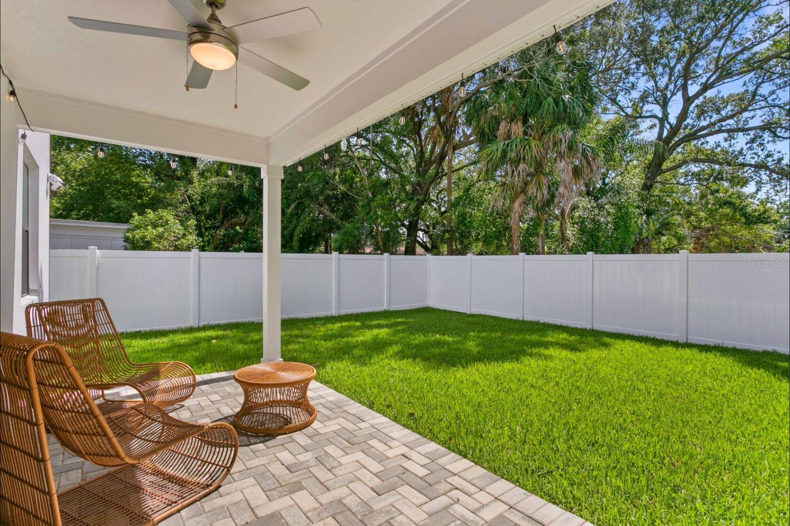 Image 4 of 33 For 914 Newport Avenue
